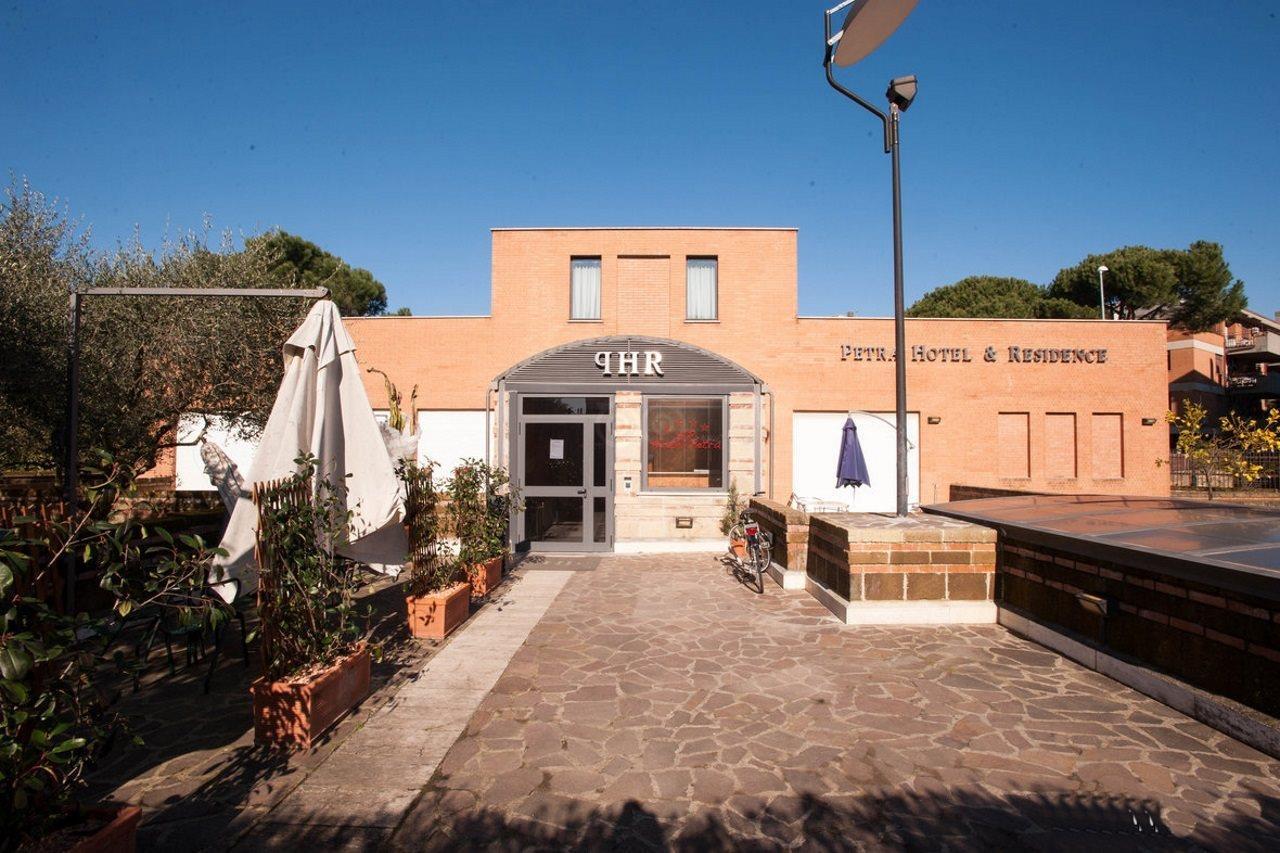 Hotel Petra Rome Exterior photo